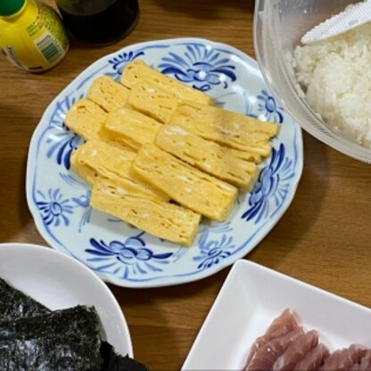 かなり手軽にお寿司屋さんで食べる玉子焼き味に出来ました！

子供が喜ぶ味と見た目で、手巻き寿司が一段と美味しく食べれました！